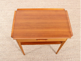 Petite table scandinave ou chevet (1958)
