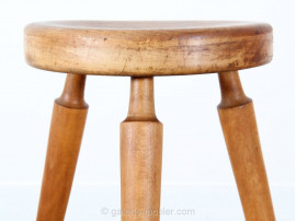 Scandinavian tripod bar stool 