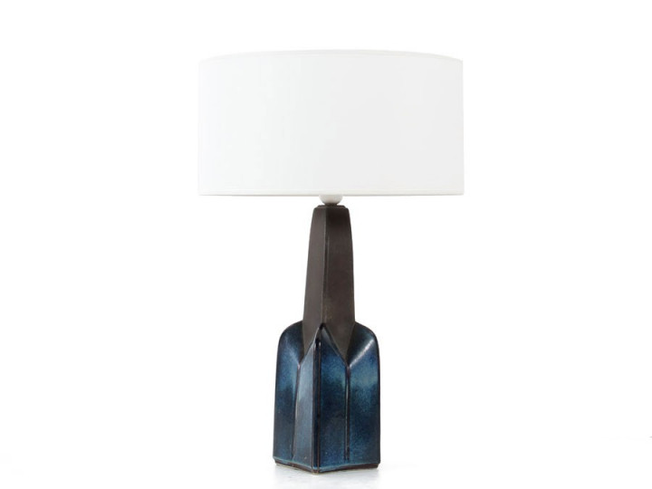 Scandinavian ceramic table lamp