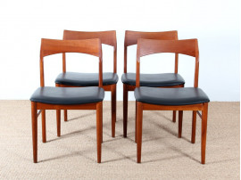 Set of 4 Scandinavian chairs in teak