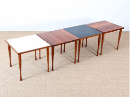 Ensemble de 4 tables basses scandinaves