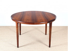 Table de repas ronde extensible en palissandre de Rio, 4/8 pers.