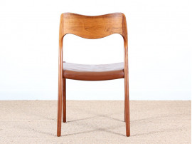 Mid modern set of 4 chairs in rosewood, model 71 by Niels Moller