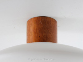 Scandinavian ceiling lamp in teak and opal glass