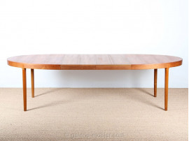 Scandinavian oval table in teak 6/12 seats