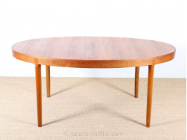 Scandinavian oval table in teak 6/12 seats