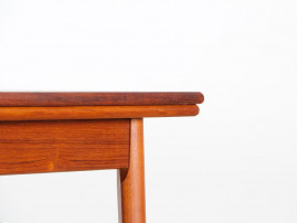 Scandinavian dining table in teak 4/8 people.