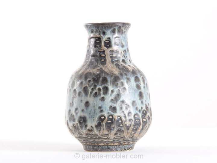 Scandinavian ceramics : blue vase