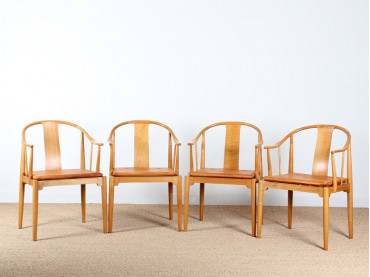 Set of 4 chairs China chair model 4283, designed by Hans J. Wegner