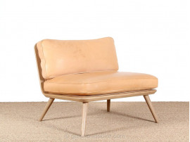 Chauffeuse scandinave Spine 1710