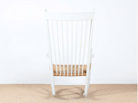 Scandinavian Rocking chair J16 by Hans J. Wegner