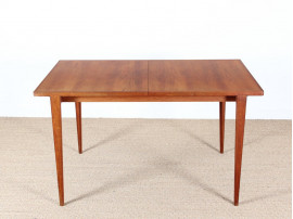 Scandinavian extendable dining table in teak 4/8 seats