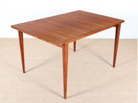 Scandinavian extendable dining table in teak 4/8 seats