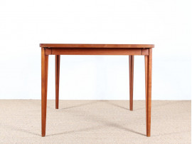 Scandinavian extendable dining table in teak 4/8 seats