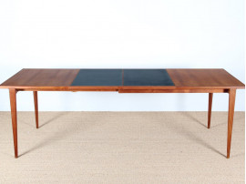 Scandinavian extendable dining table in teak 4/8 seats