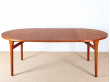 table de repas scandinave ronde en teck Henning Kjaernulf