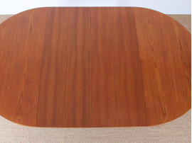 table de repas scandinave ronde en teck Henning Kjaernulf