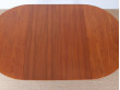 table de repas scandinave ronde en teck Henning Kjaernulf