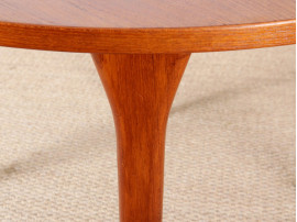 Scandinavian dining table in teak (4/8 seats) designed by Henning Kjaernulf 