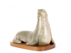 Ceramic sea-lion by Gunnar Nylund