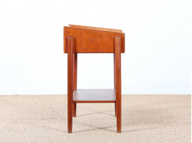 Scandinavian bedside teak table by Børge Mogensen, model 148