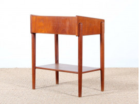 Scandinavian bedside teak table by Børge Mogensen, model 148