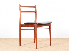 Set of 4 scandinavian teak chairs