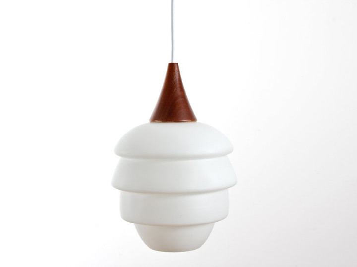 suspension scandinave opaline et teck suspension scandinave opaline et teck