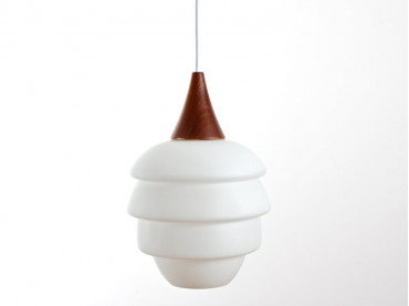 Scandinavian suspension in opaline and teak