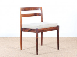 Scandinavian chair in Rio rosewood Model MO301