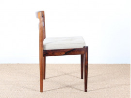 Scandinavian chair in Rio rosewood Model MO301