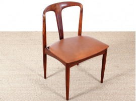 Set of 8 scandinavian rosewood chairs, by Johannes Andersen 