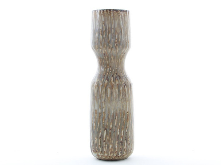 Tall waisted vase, model 7 