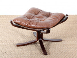 Fauteuil scandinave modèle Falcon et repose pied 