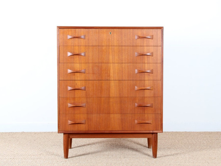 Scandinavian chest of drawers or chiffonier with 7 drawers