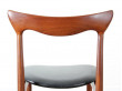 Suite de 4 chaises scandinaves en teck de HW Klein