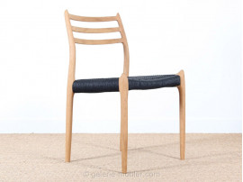 chaise 78 de niels O. Moller, chene et corde de papier tressé noir. design danois design scandinave neuf