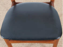 suite de 6 chaises scandinaves en teck de W. H. Klein pour bramin design danois design scandinave vintage