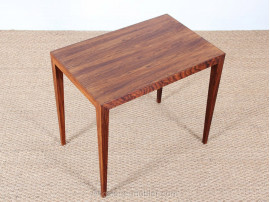 petite table d'appoint ou bout de canapé en palissandre de rio severin hansen haslev moblelfabrik design scandinave vintage