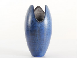 scandinavian organic “Undine” vase with spreckled blue glaze and grey interior by Hjördis Oldfors for Upsala Ekeby.