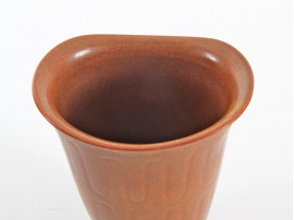 Scandinavian vase with incised pattern and reddish brown haresfur glaze by Gunnar Nylund for Rörstrand.