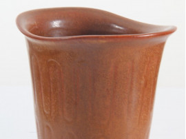 Scandinavian vase with incised pattern and reddish brown haresfur glaze by Gunnar Nylund for Rörstrand.