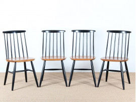 Suite de 4 chaises scandinaves modèle Fanett 