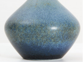 Céramique scandinve: vase bleu 