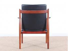 Pair of Scandinavian easy chairs in Rio rosewood, N 431