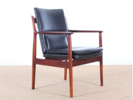 Pair of Scandinavian easy chairs in Rio rosewood, N 431