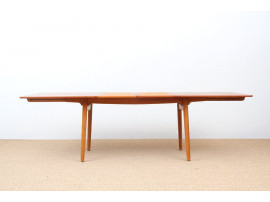  table de repas de Hans Wegner AT-310