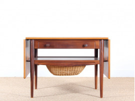 Travailleuse scandinave ou table de couture en teck