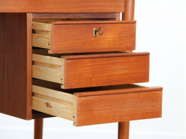 Petit bureau scandinave en teck 