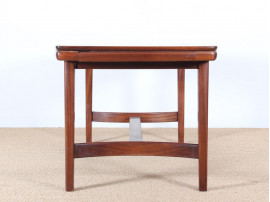 Sandinavian dining table in mahogany